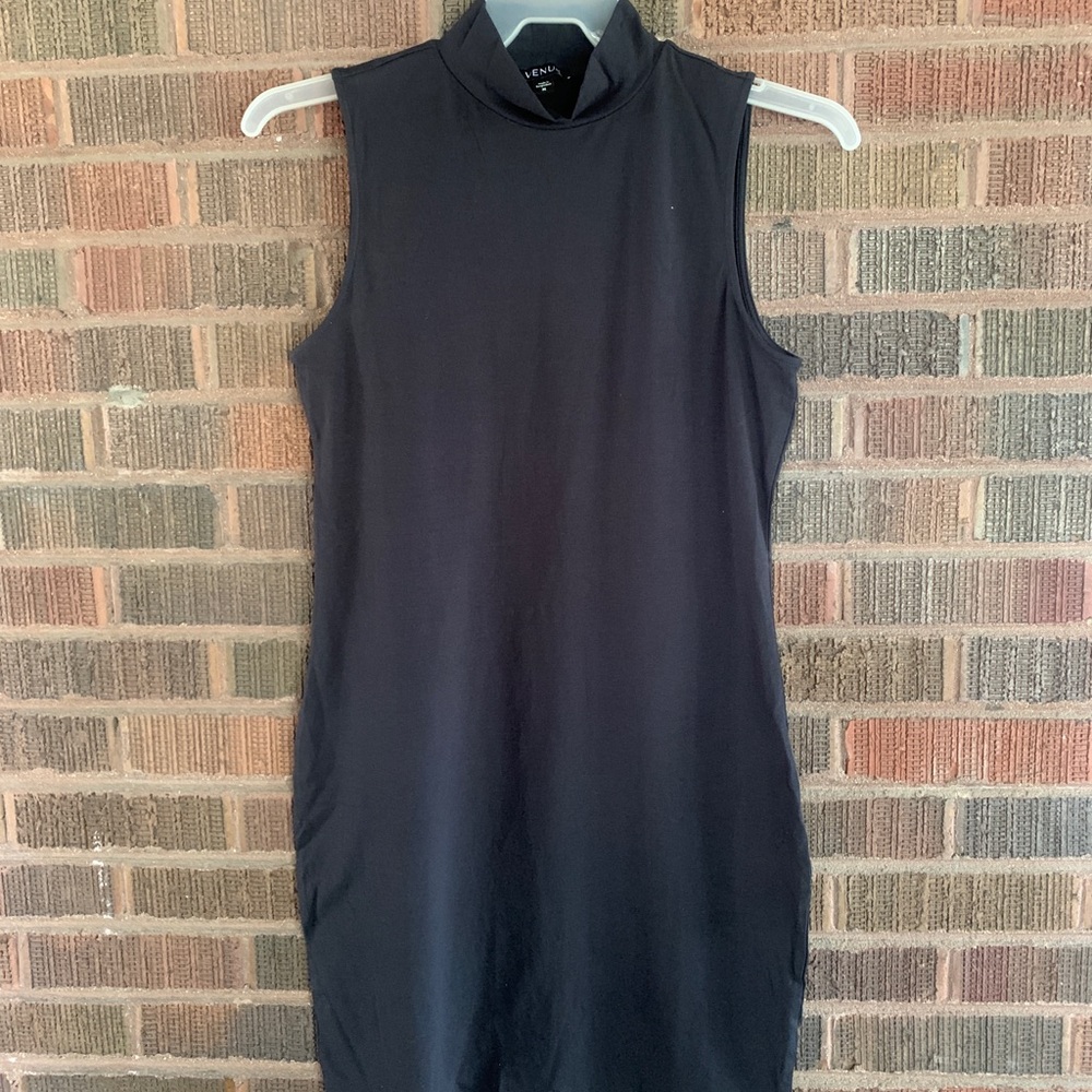 VENUS Black Sleeveless Mock Neck Mini Dress